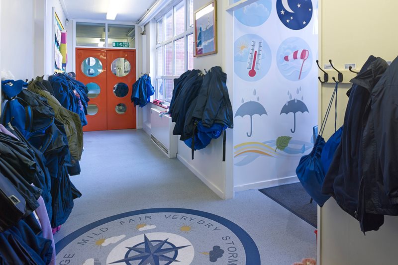 St-Johns-Primary-School-Altro-XpressLay-Altro-Whiterock-Digiclad-Altro-Whiterock-Doorset-15